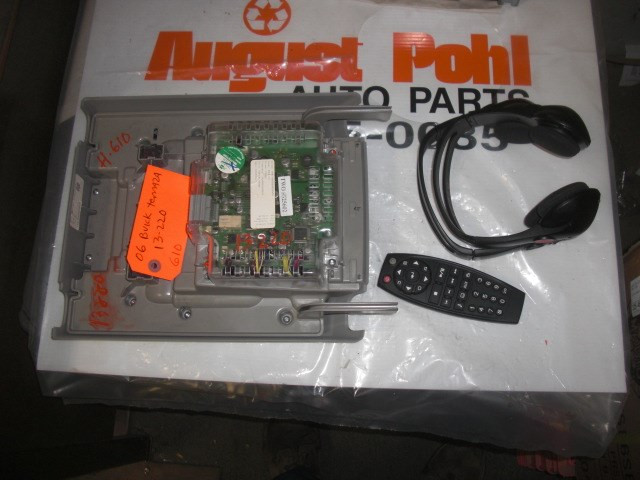 06 UPLANDER INFO-GPS-TV SCREEN 567084