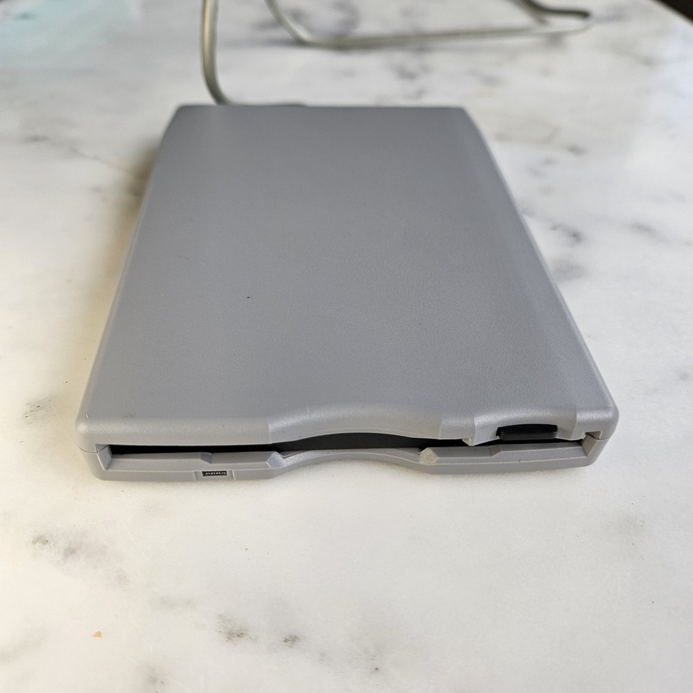 SmartDisk FDUSB-TM2 External USB 3.5" Floppy Drive Gray