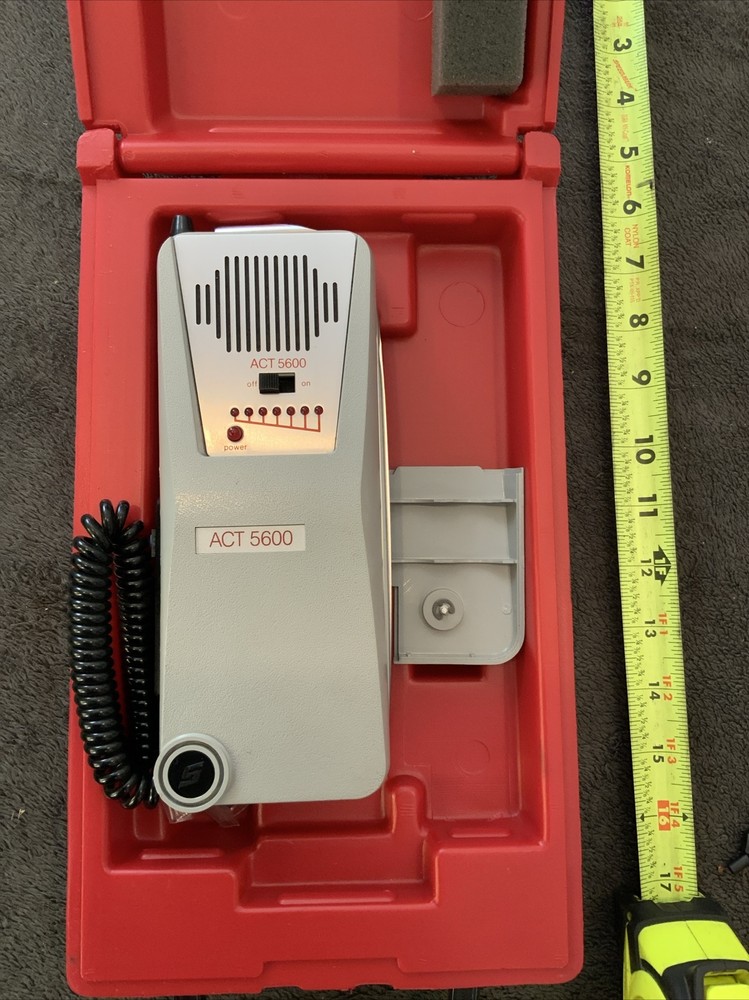 Snap On Act 5600 Automatic Halogen Leak Detector…..see Pics….