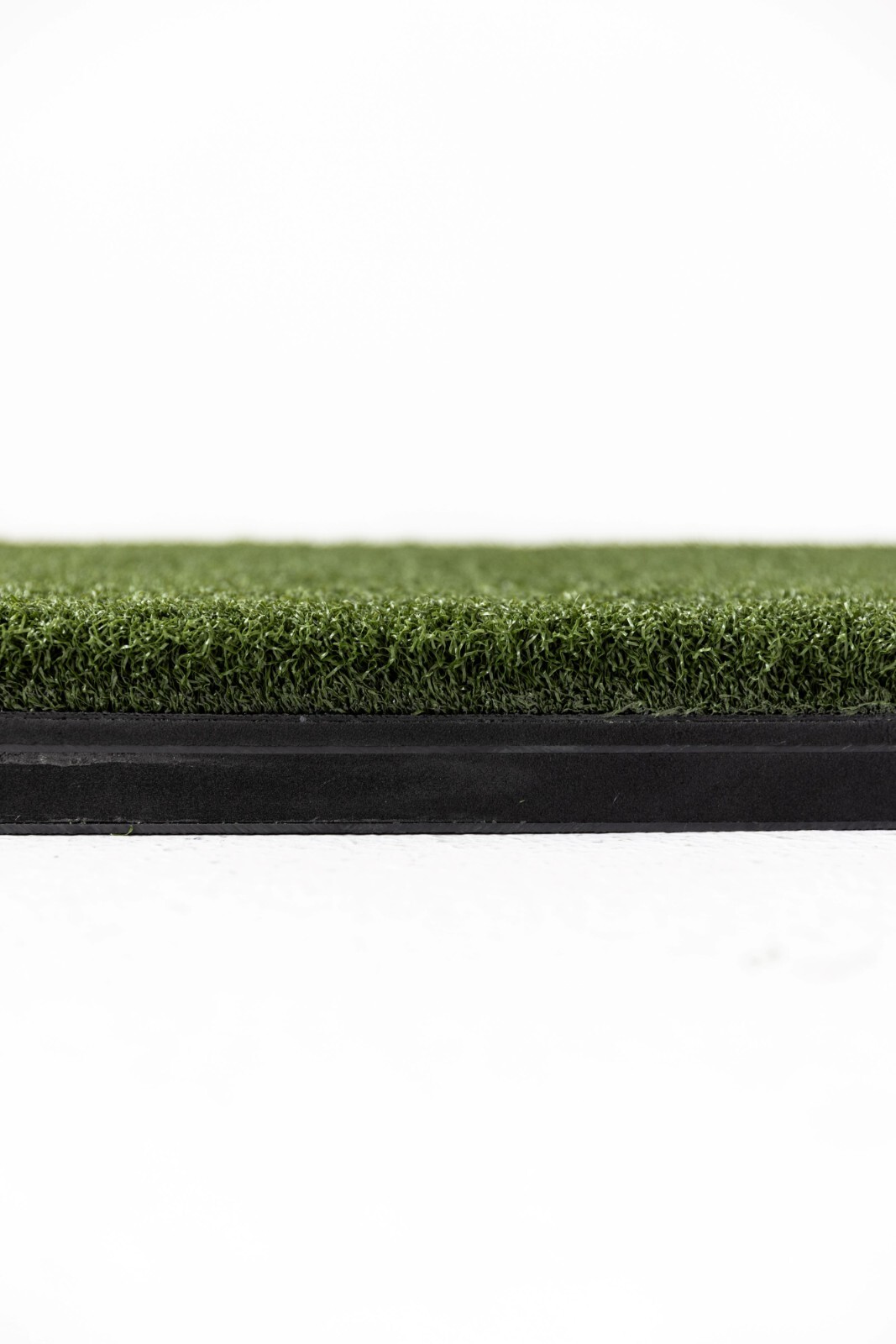 Beaver Tail Golf Simulator Mat w/ the Most Realistic Hitting Strip (4ft x 5.5ft)