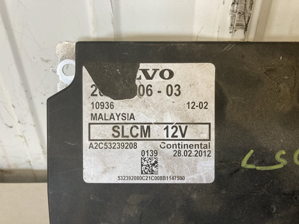 Volvo VNL Light Control Module - Used