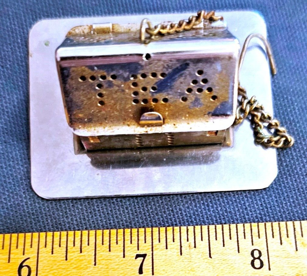 Unique House Shape Tea Strainer
