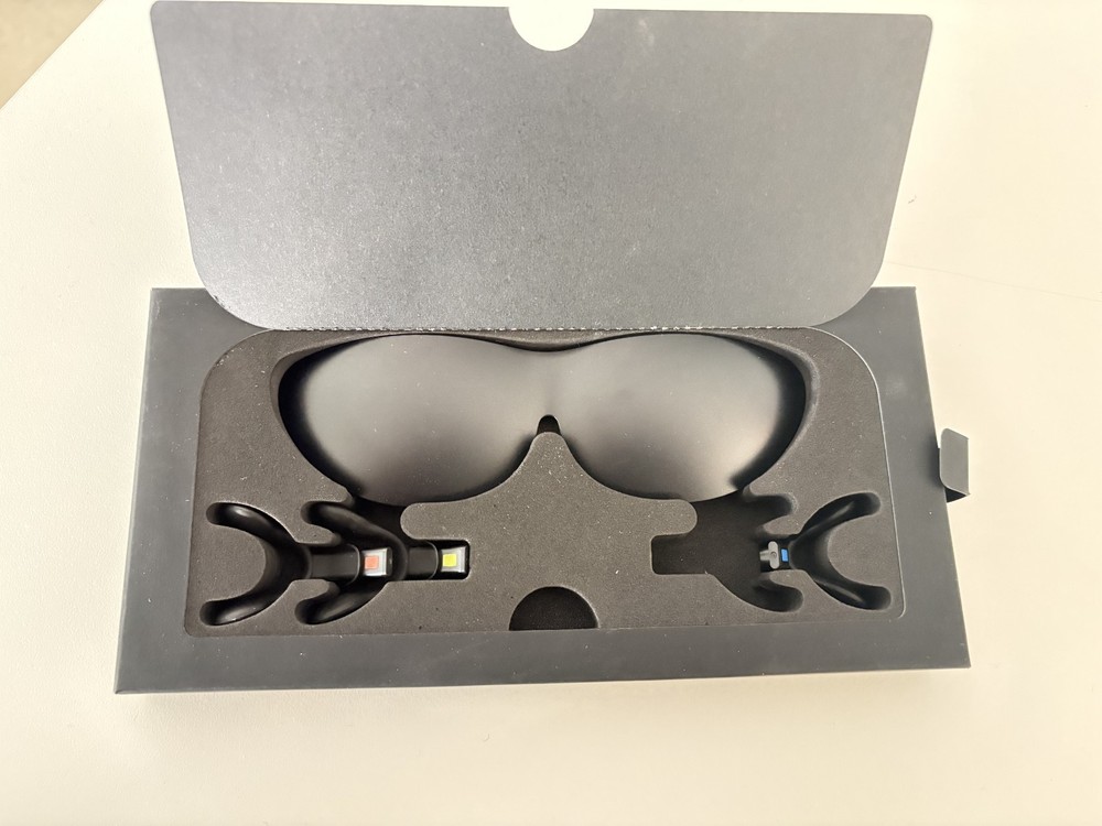 NREAL Light AR Glasses – lightweight Full HD AR for ARCore Android