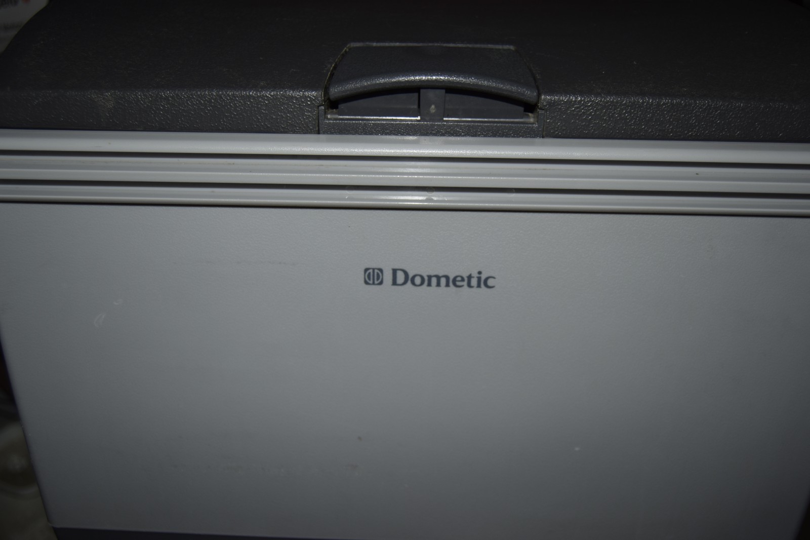 Dometic CF-18 CoolMatic Portable Refrigerator Freezer 12V & 24V DC Cooler *READ*