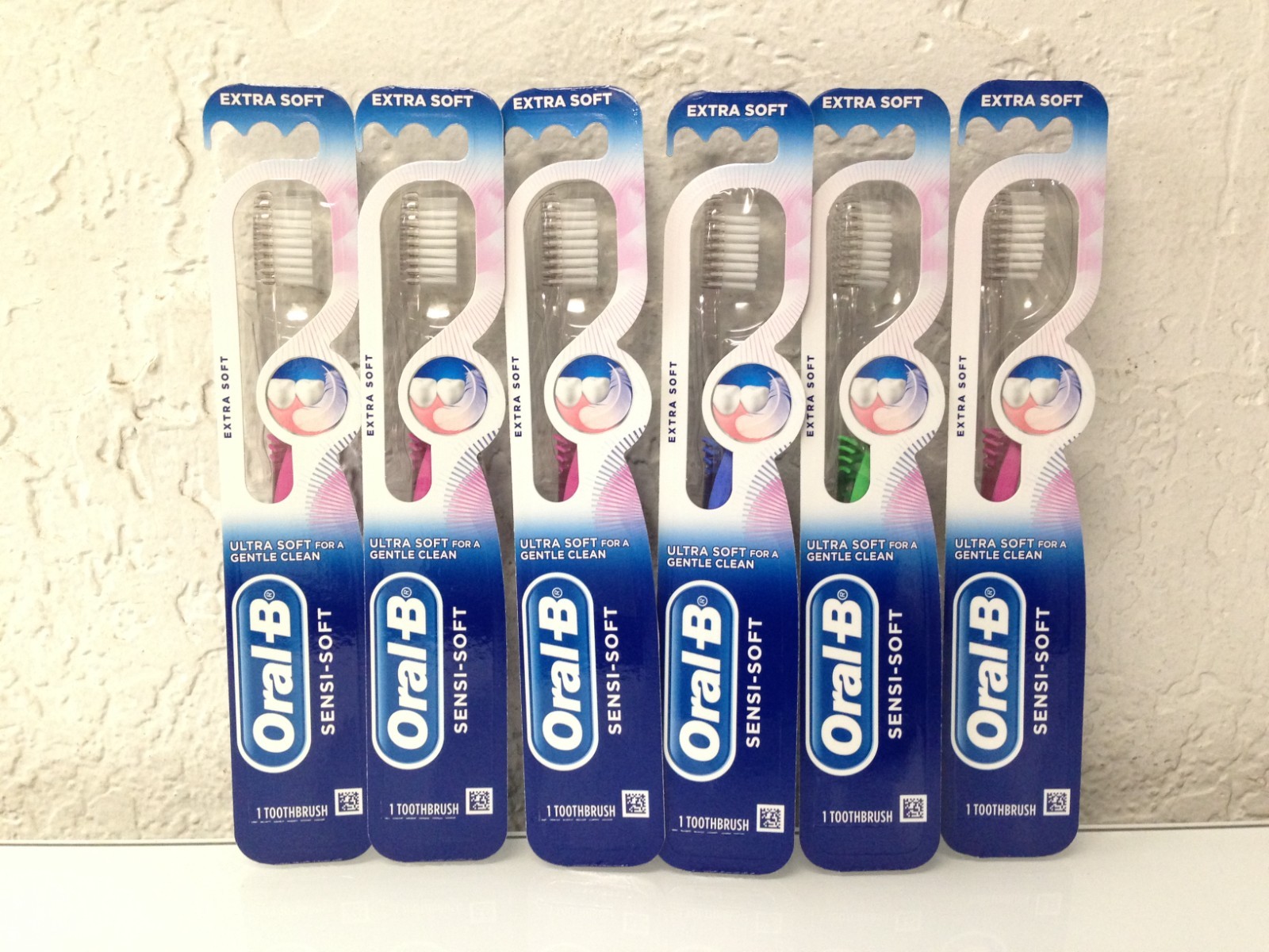 Oral-B Sensi Soft Toothbrush Extra Soft Bristles Gentle Clean Teeth 6 Packs
