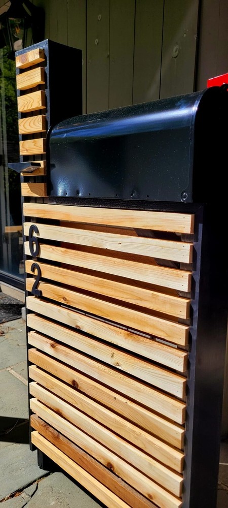 Modern Cedar Mailbox Post, Multi-Slatted FREE SHIPPING