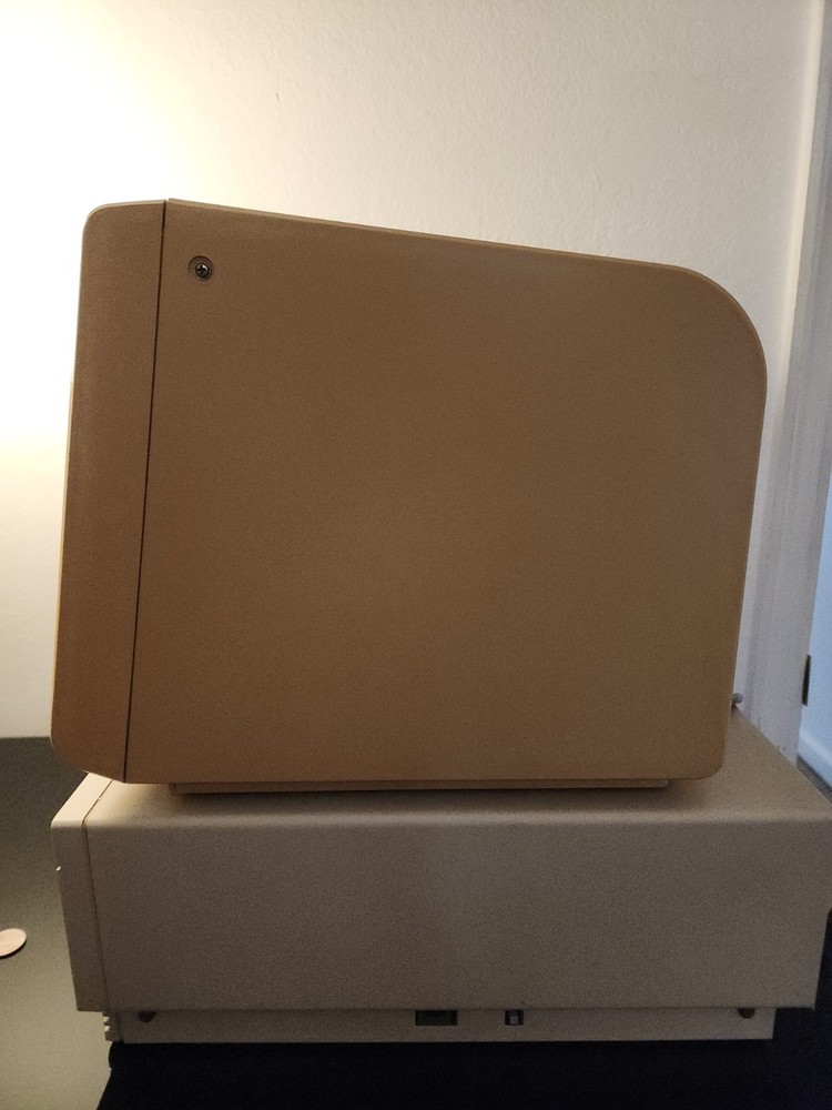 Commodore Colt Vintage Computer (works, needs hard disk)