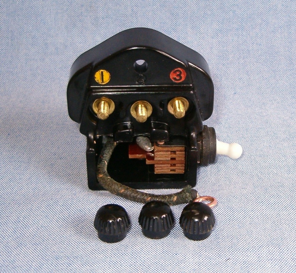 Original Singer 201-2 Sewing Machine Power Terminal Block Plug & Light Switch