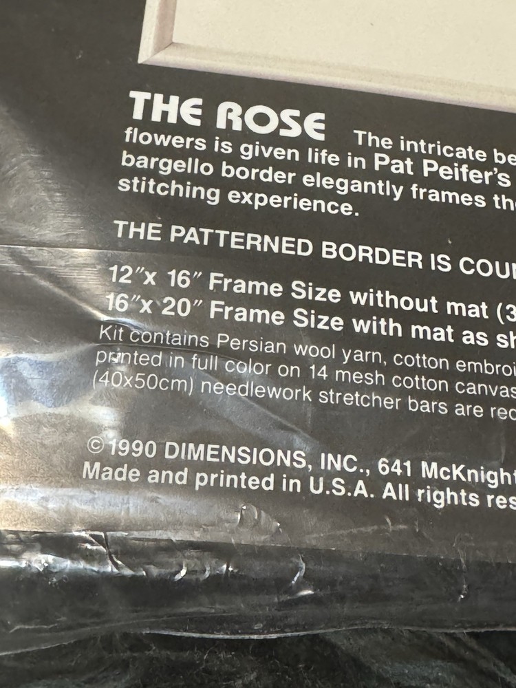 Dimensions THE ROSE Needlepoint Kit #2370 dated 1990 Unopened