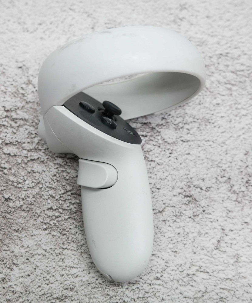 Oculus Quest 2 Controller RIGHT Hand Only BROKEN