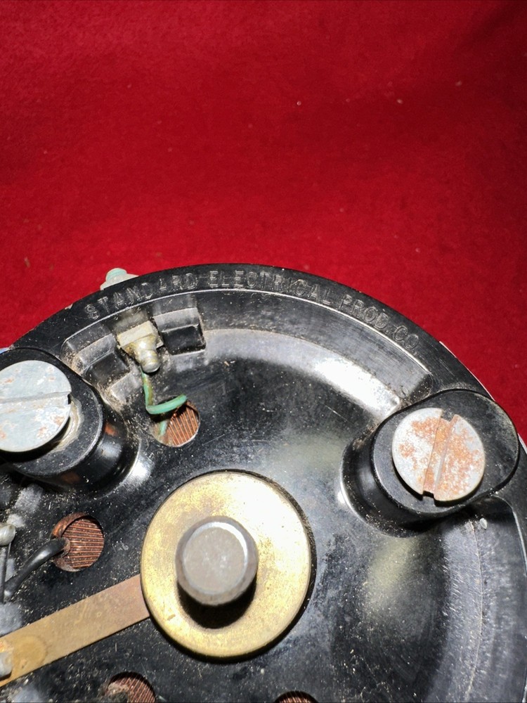 Vintage Adjust-a-Volt 300BU Variac Variable Auto Transformer