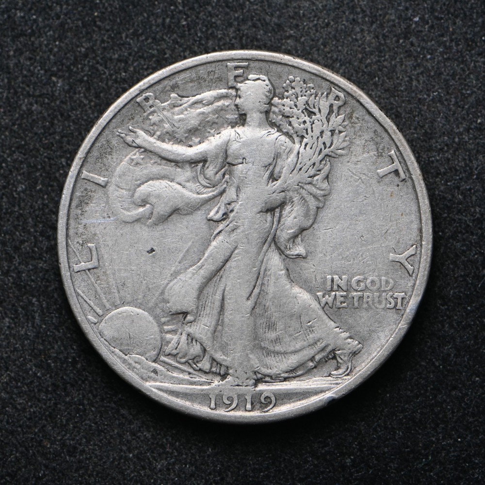 1919-S Walking Liberty Silver Half Dollar (cn16802)