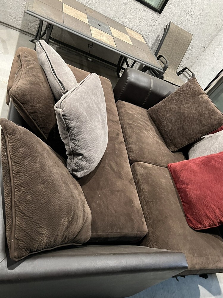 Used Couches￼