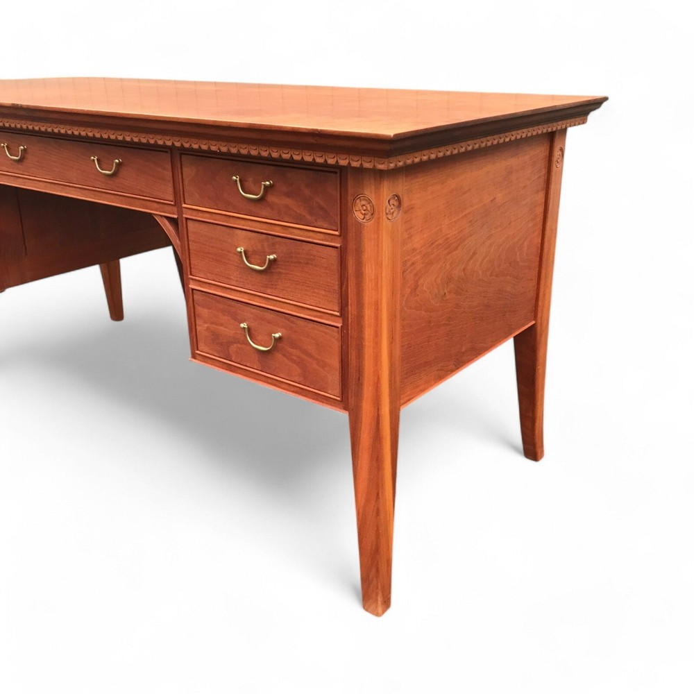 Charles Shackleton Gracie's Desk
