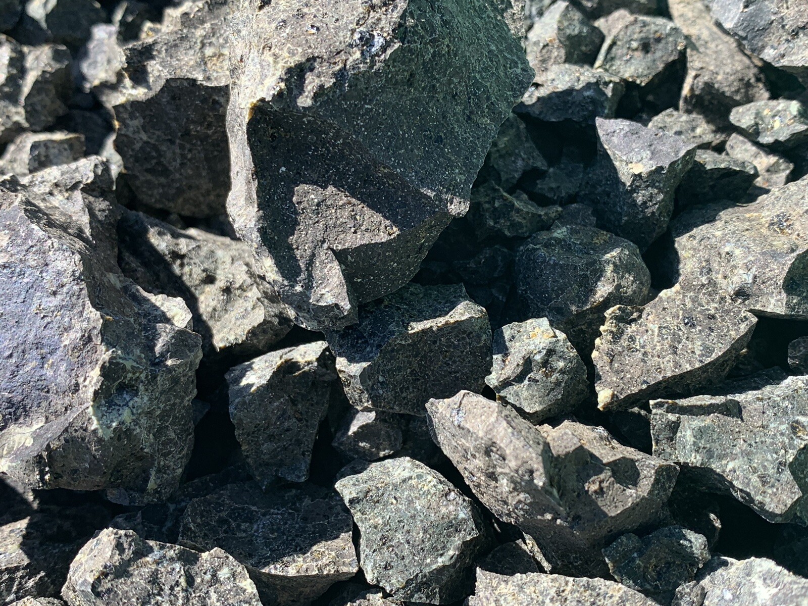 3 lbs Lamproite Diamond Ore Arkansas Diamonds Crater of Diamonds.