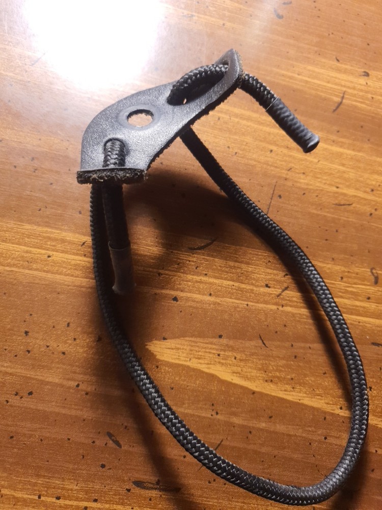 Black Archery Stiff Wrist Sling