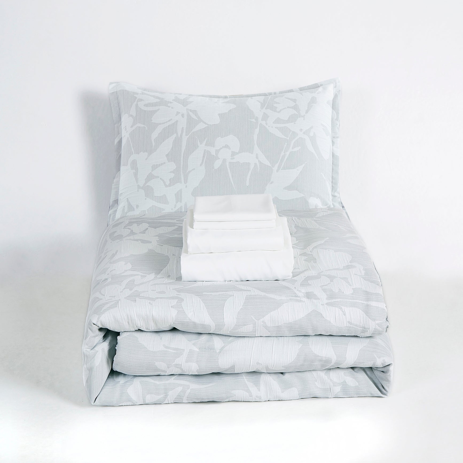 Chezmoi Collection Freesia 7-Piece Floral Jacquard Textured Bed in a Bag Set