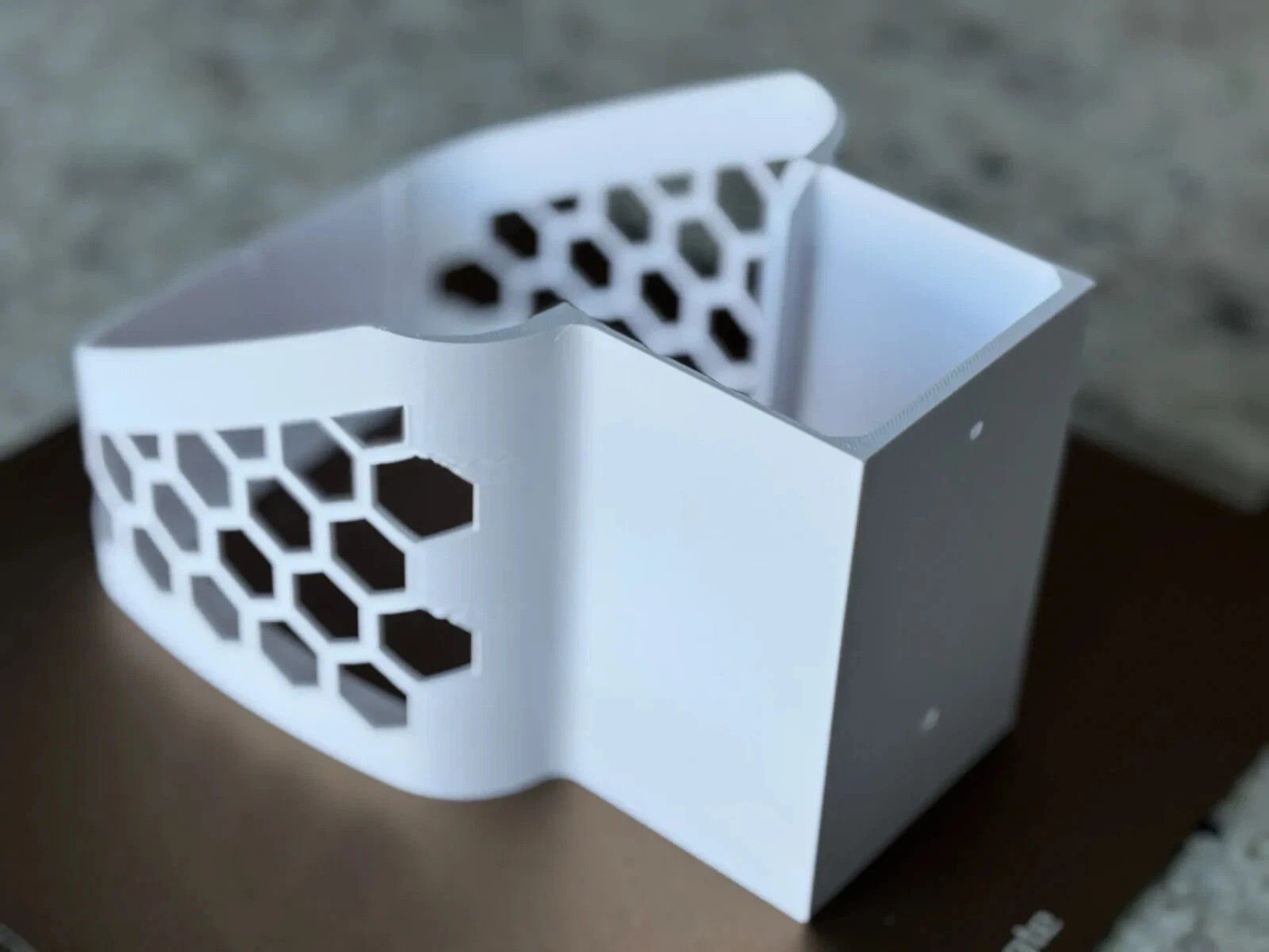 XB8 xFi Comcast & Rogers Xfinity Modem Holder | Secure & Stylish Modem Mount