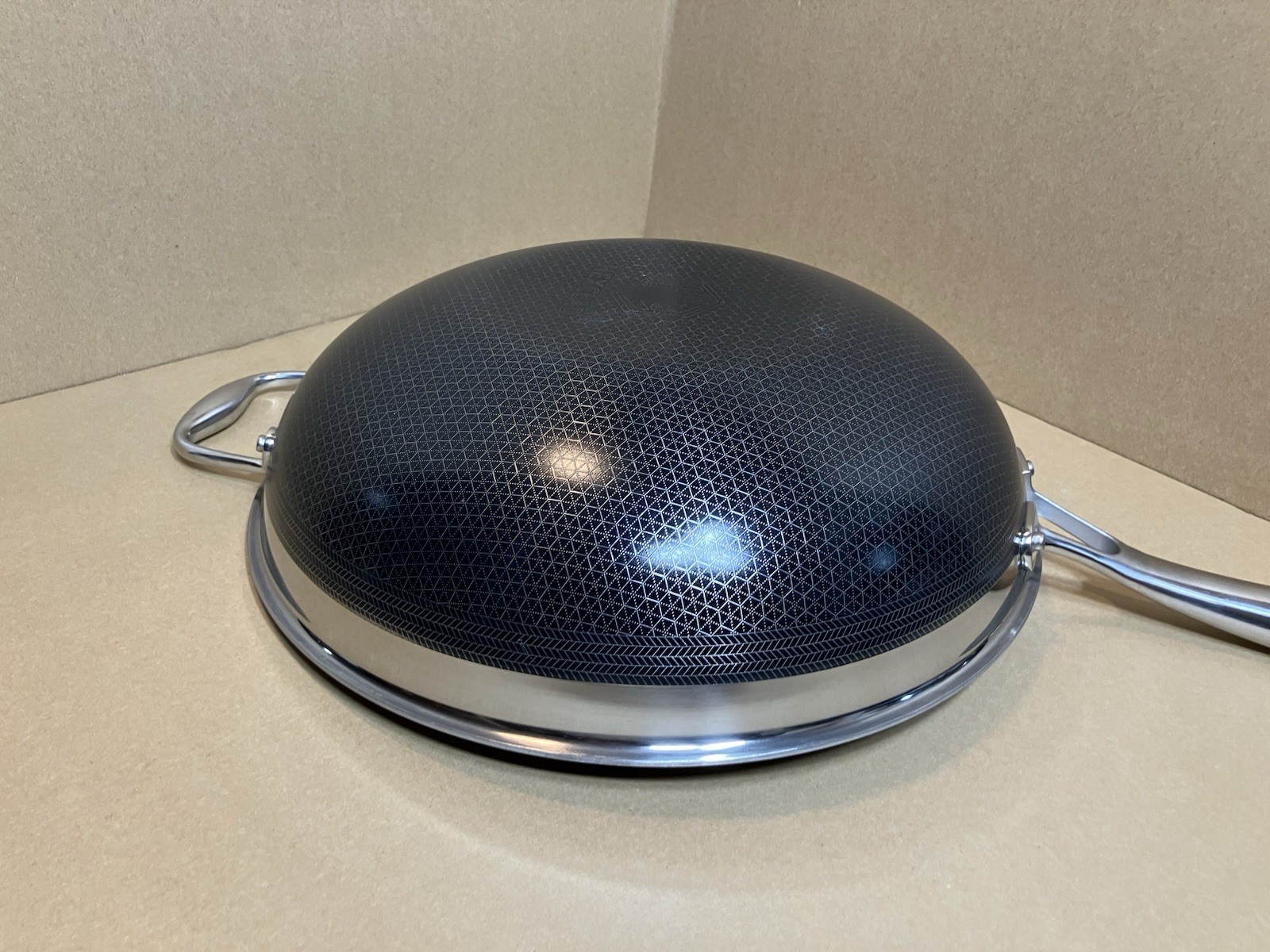 Hexclad Hybrid Cookware Nonstick 12" Wok (Stainless Steel Hybrid) NO LID