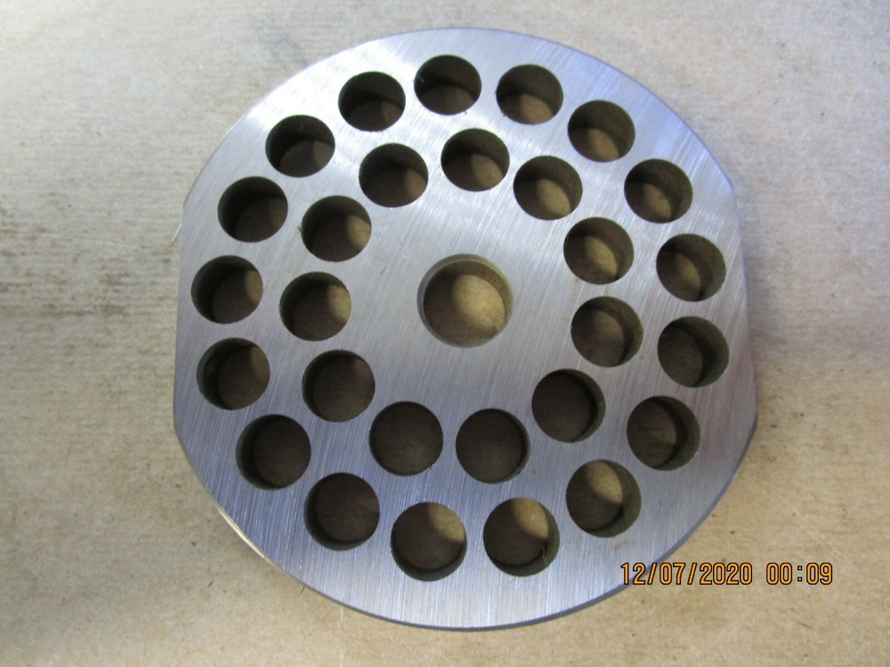 #22 GRINDER PLATE 3/8” 2 SIDE FLAT CLEVELAND STYLE