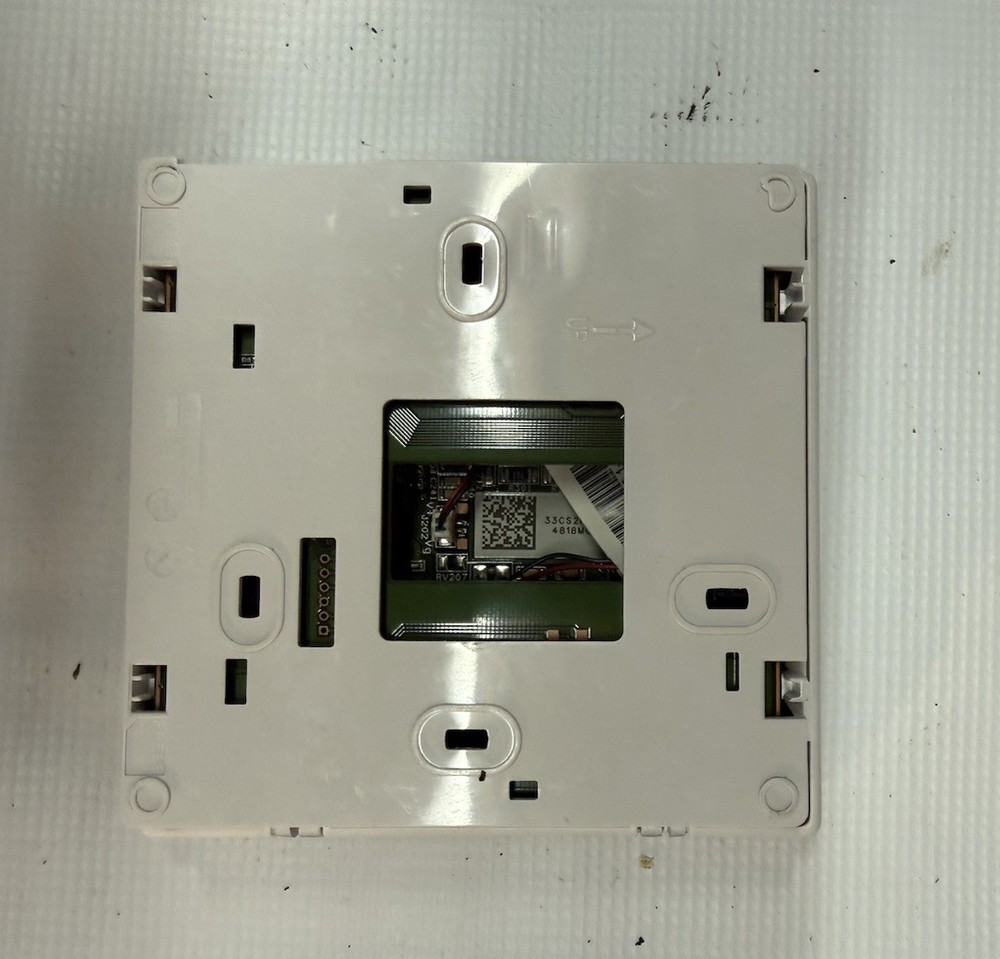 Carrier Edge Pro Thermostat Programable 2-Stage 33CS2PP2S-03