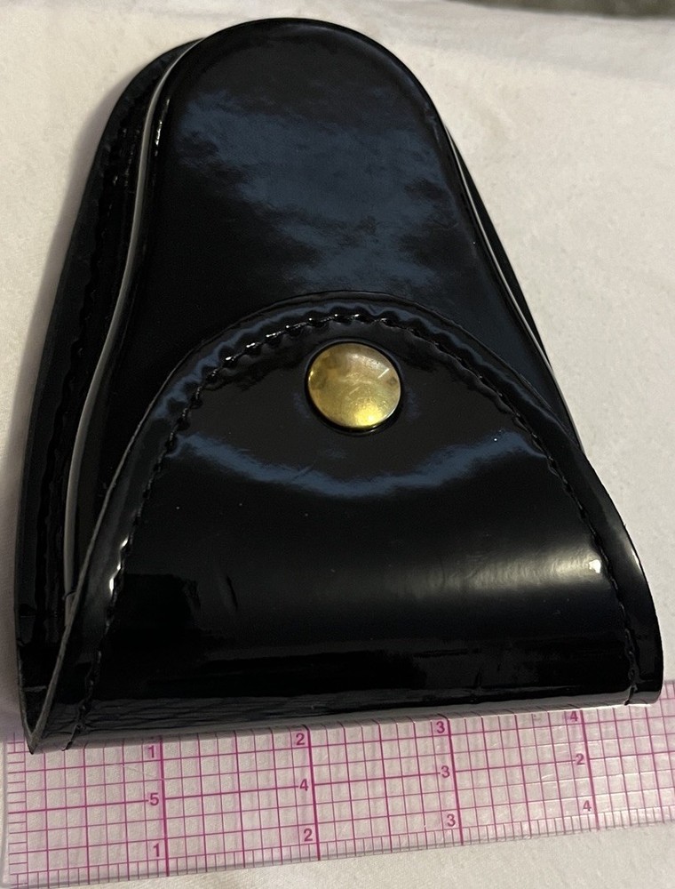 Gould & Goodrich H70 handcuff case black leather triangular snap button closure
