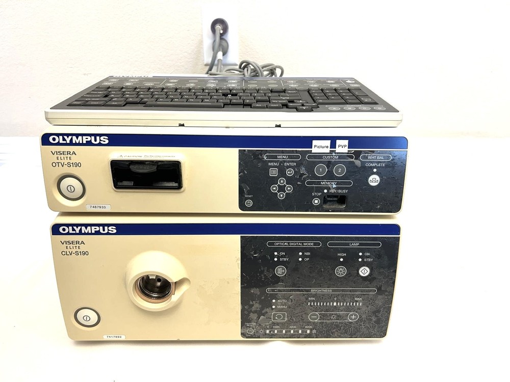 Olympus OTV-S190 video processor with CLV-S190  light source and Keyboard