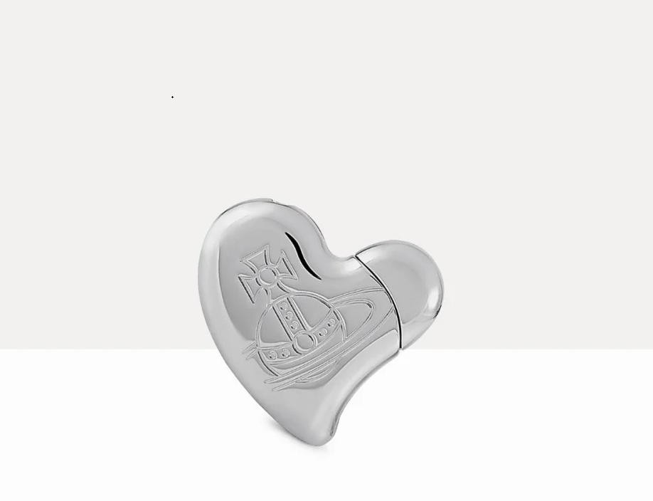 Vivienne Westwood Orb Heart Shape Electronic Gas Lighters Silver New With Box