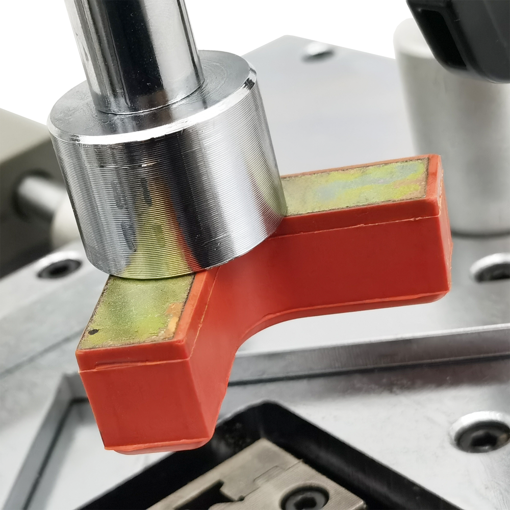 Pneumatic Mirror Frame Angle Nailing Machine Seamless Wood Nailing Machine