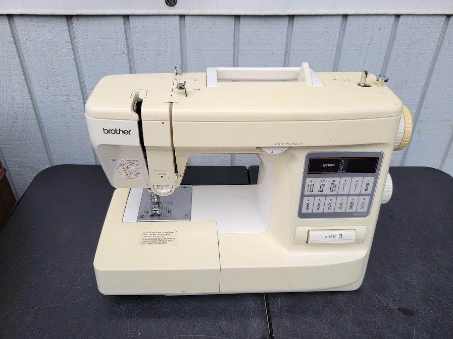Rare Vintage MCM Brother 273C Sewing Machine Multi Pattern, Working