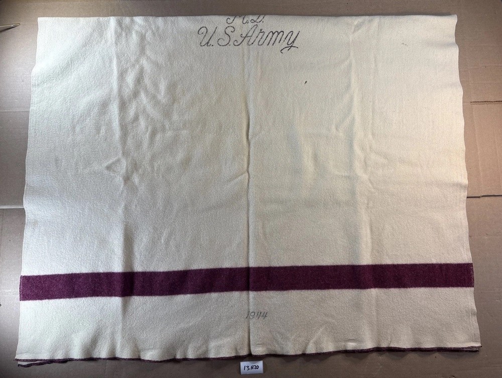 WW2 D-DAY US Army Wool Medical Blanket 4’x6’ Beige Maroon 1944 Vintage 13H20