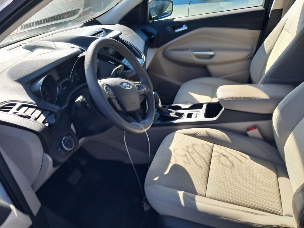 Console Front Floor SE Fits 17-19 ESCAPE 4850713