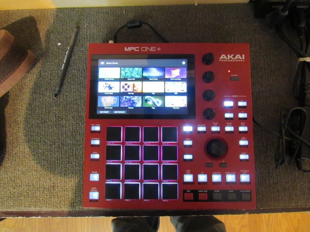 Akai Professional MPC One Plus + Red - Drum Machine, Sampler