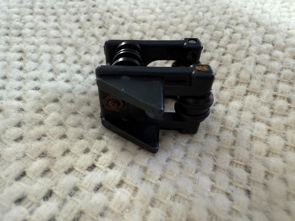 Saunders Cable Guard Slide