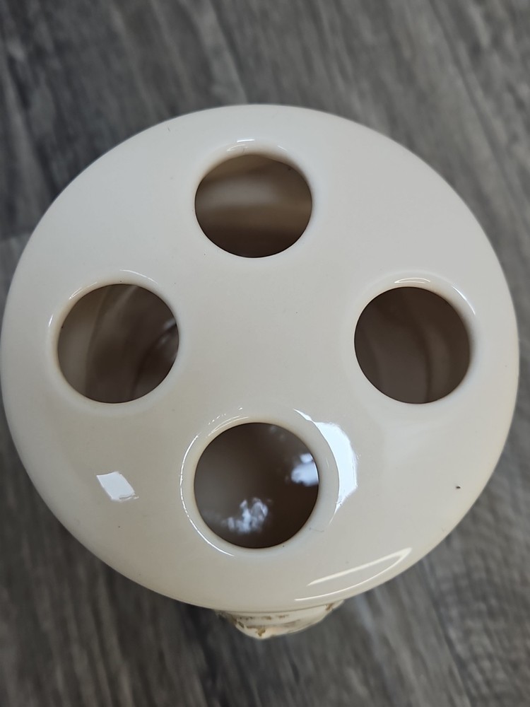 Cherub Toothbrush Holder