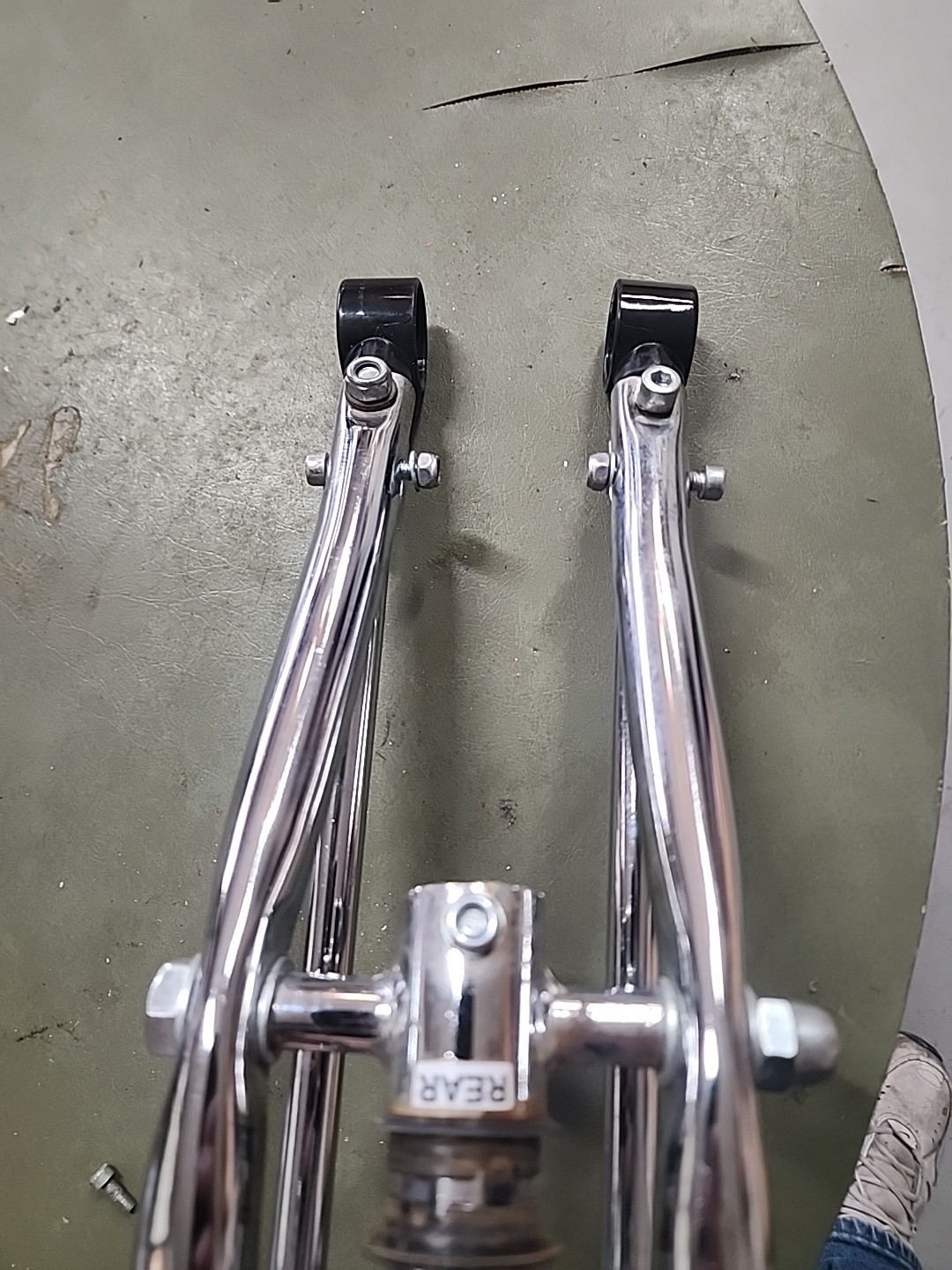 SCHWINN LIL STINGRAY TRICYCLE CHROME SPRINGER FRONT FORK HARD TO FIND NICE L$$K