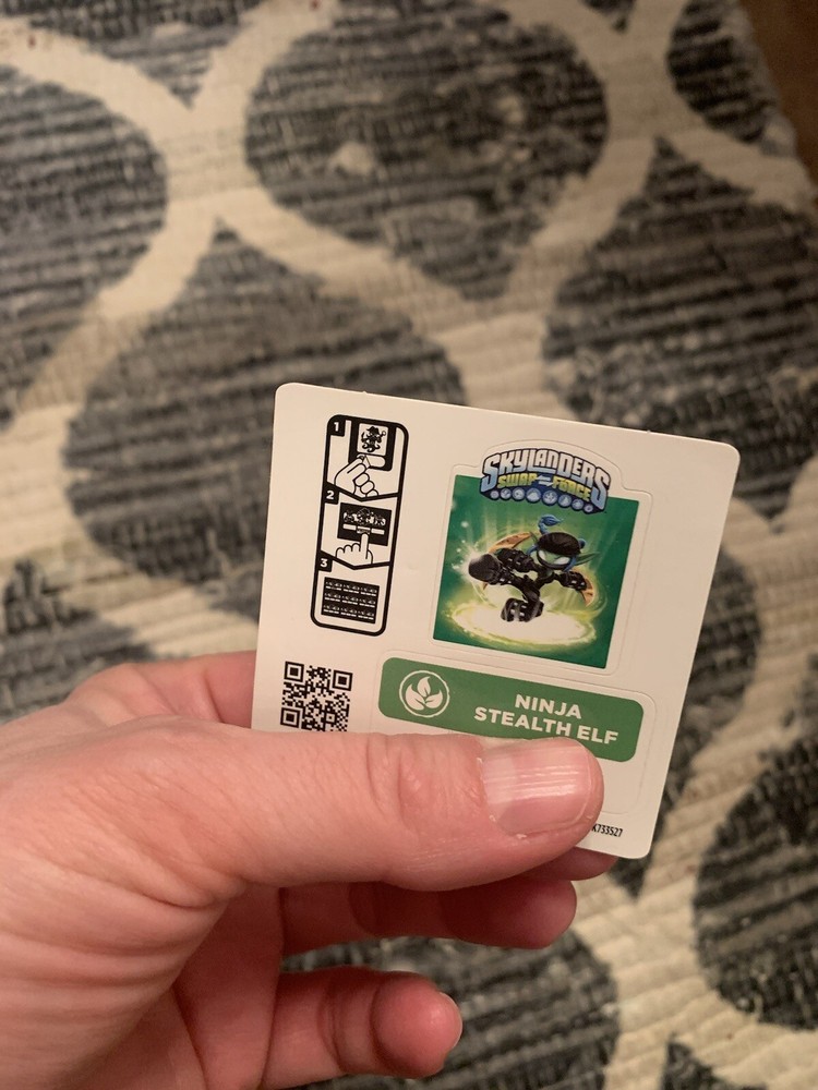 Skylanders Swap Force Ninja Stealth Elf Figure Activision 2013 Sticker Code Card