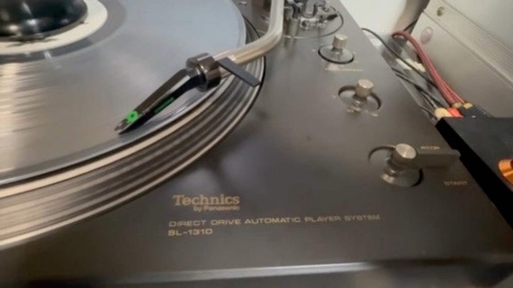 Technics SL-1310 Direct Drive Turntable Serviced [Deoxit] Tested - Auto Return