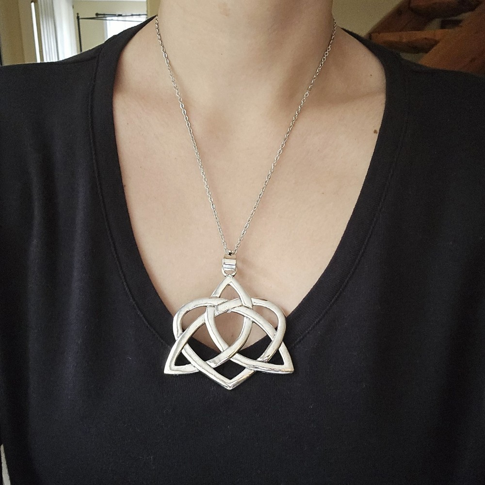 New Oversized Silver Celtic Knot Necklace