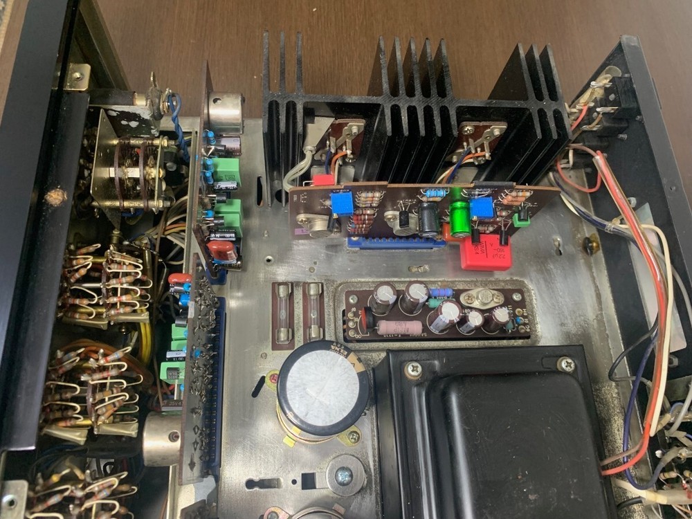 SANSUI AU-888 Solid State Audio Transistor Stereo Amplifier...