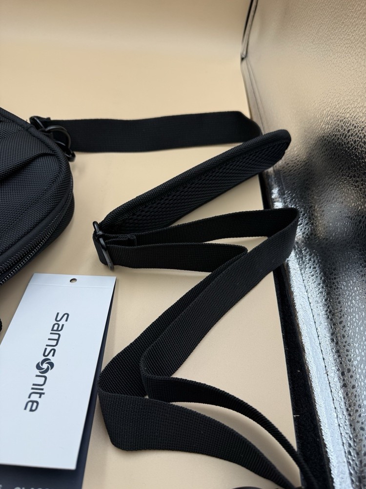 Samsonite Classic 2 15.6” Shuttle laptop case