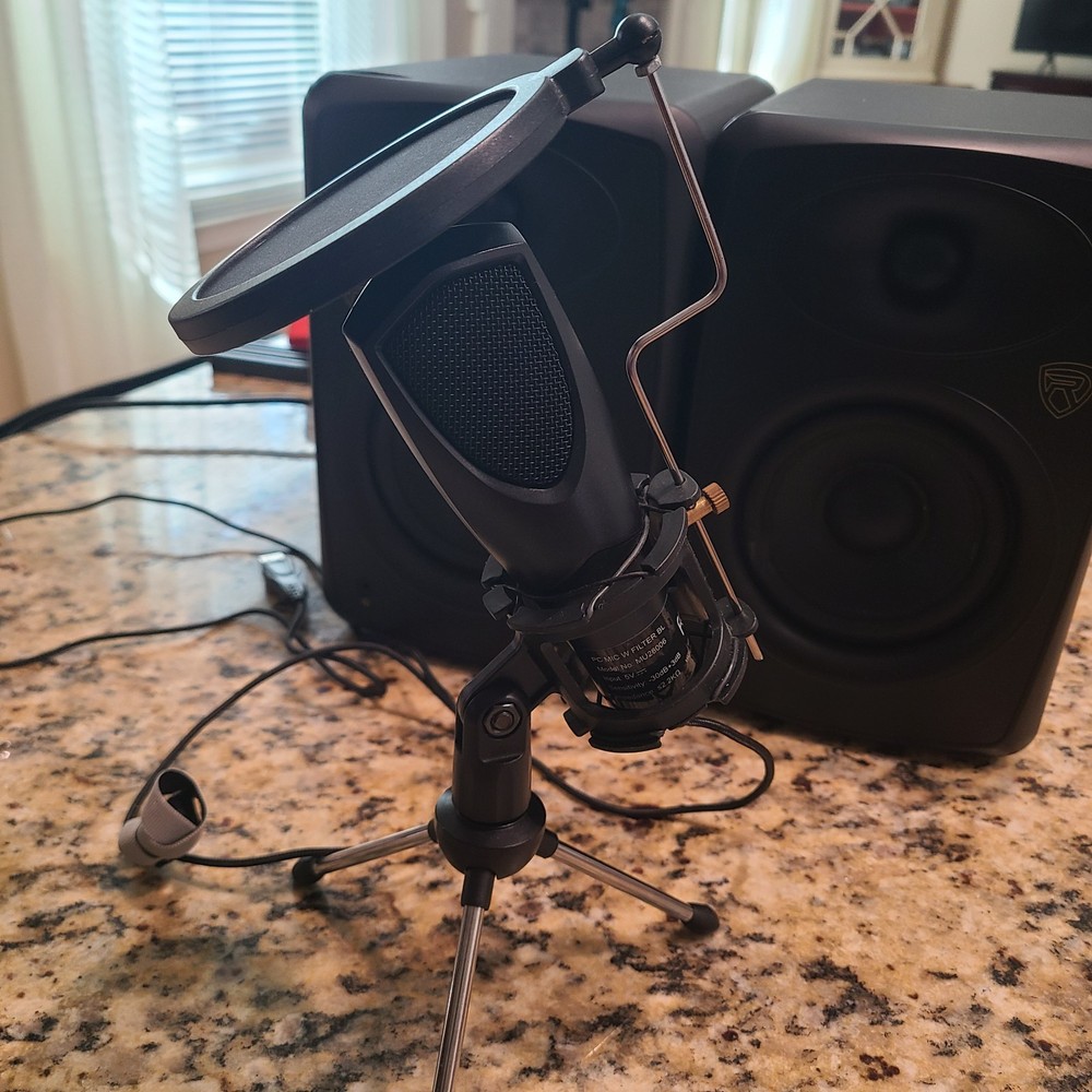 USB PC Microphone With Filter and stand - Model # Mu28006