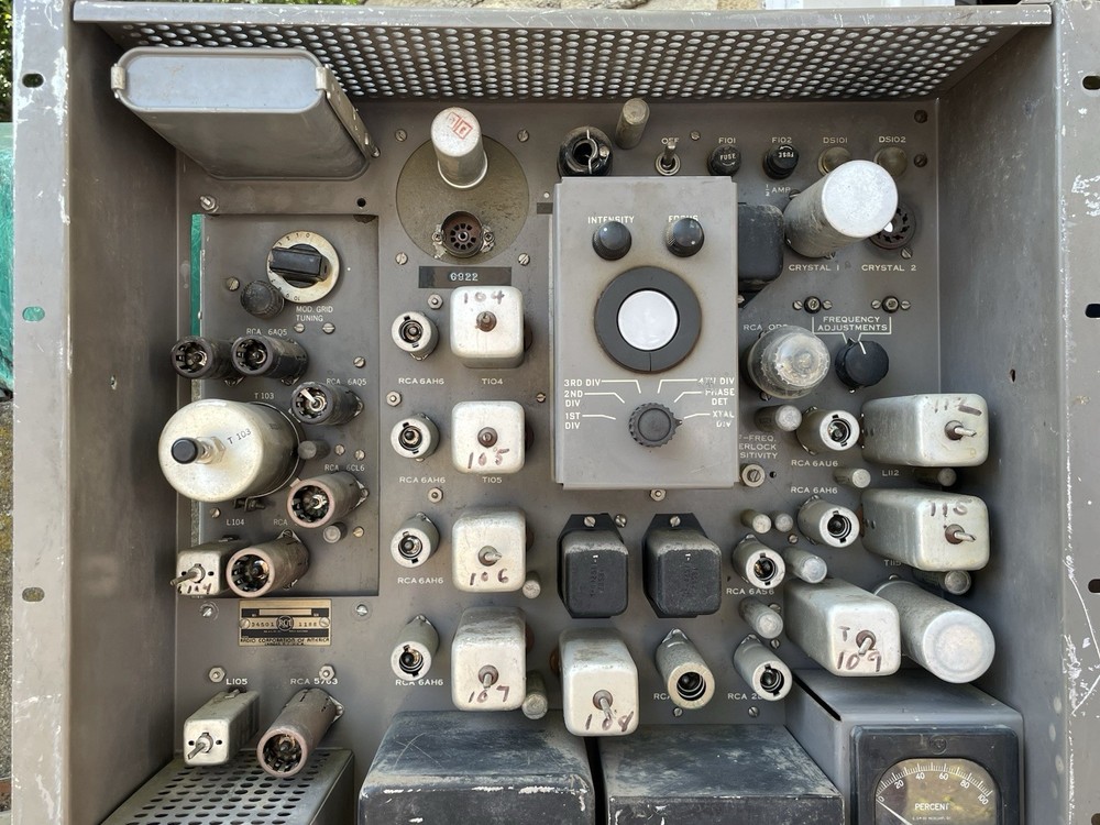 Vintage '60s RCA BTE-10B FM multiplex exciter