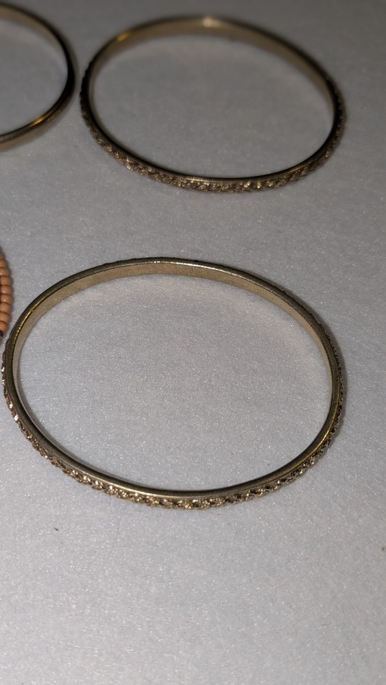 Vintage 4 PC Oval Bangles Set