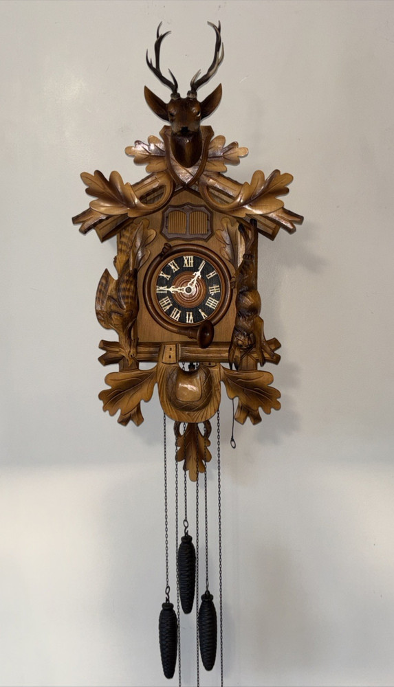 Vintage , Mùsical, Hunter , Cuckoo Clock-See Video