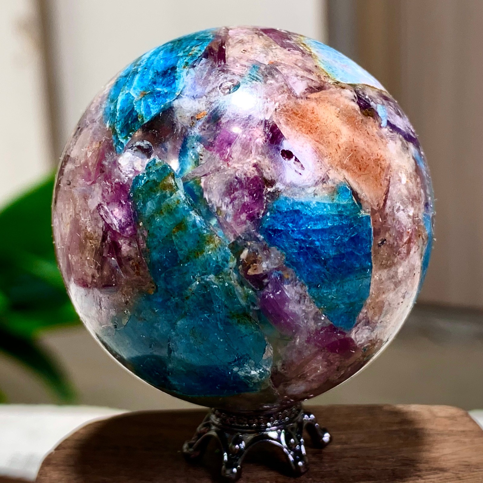 128G Natural Blue Aptite +Sun Stone purple lepidolite Sphere mineral sample