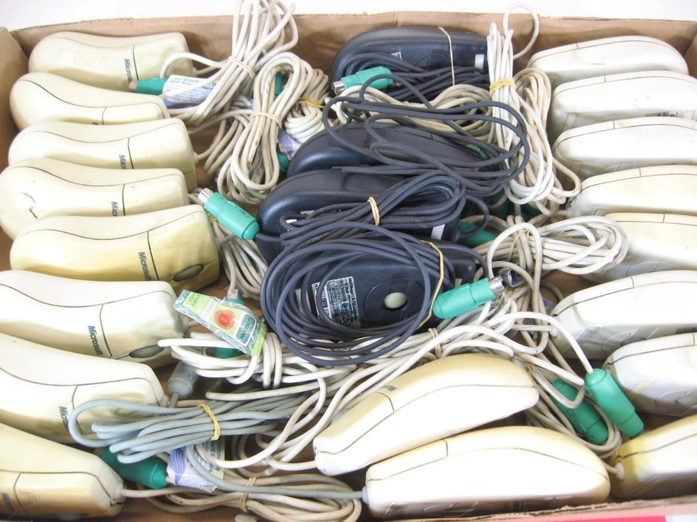 Microsoft PS/2 Dell Branded Black 2-Button Scroll Wheel Wired Ball Mouse Clean