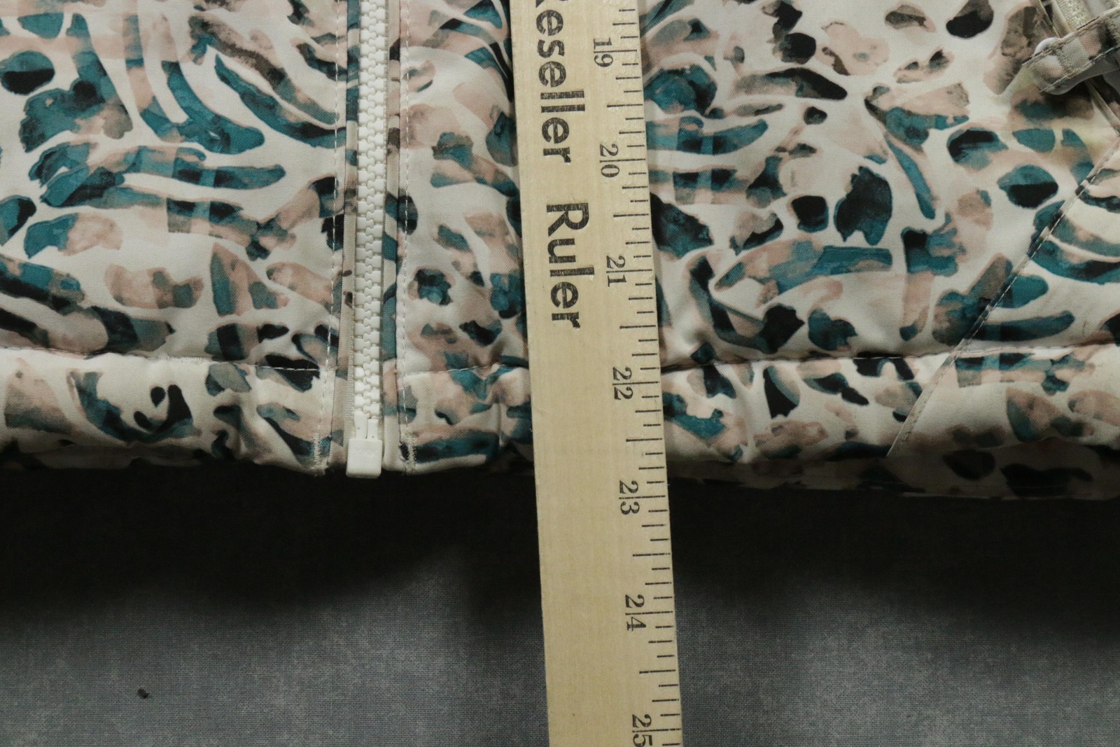 Roxy Ski Jacket Girls 12 Beige Animal Print DryFlight 10K Hooded Winter Coat