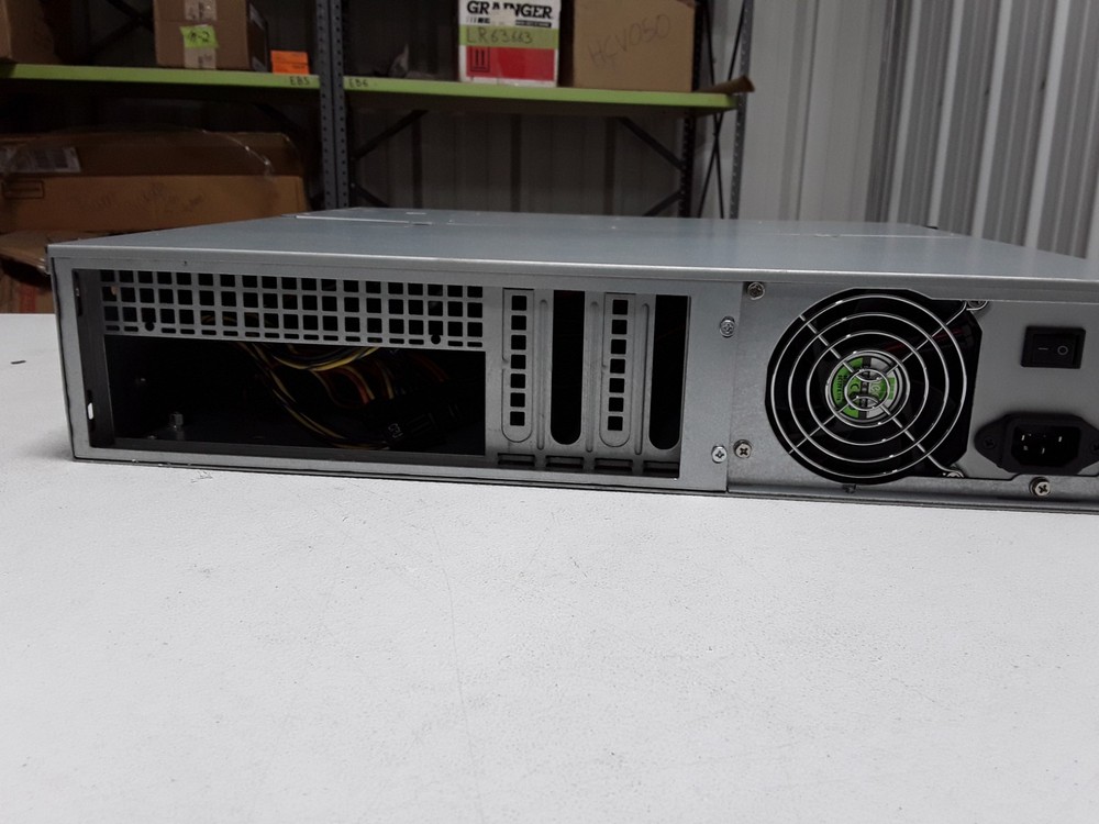 Server Chassis Unbranded 4 Drive Bays