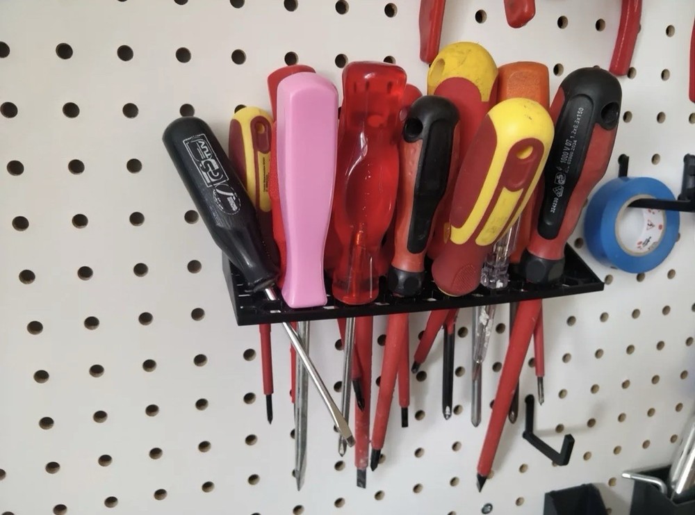 Pegboard Screwdriver Holder Rack Organizer 3D Printed Tool Storage - White